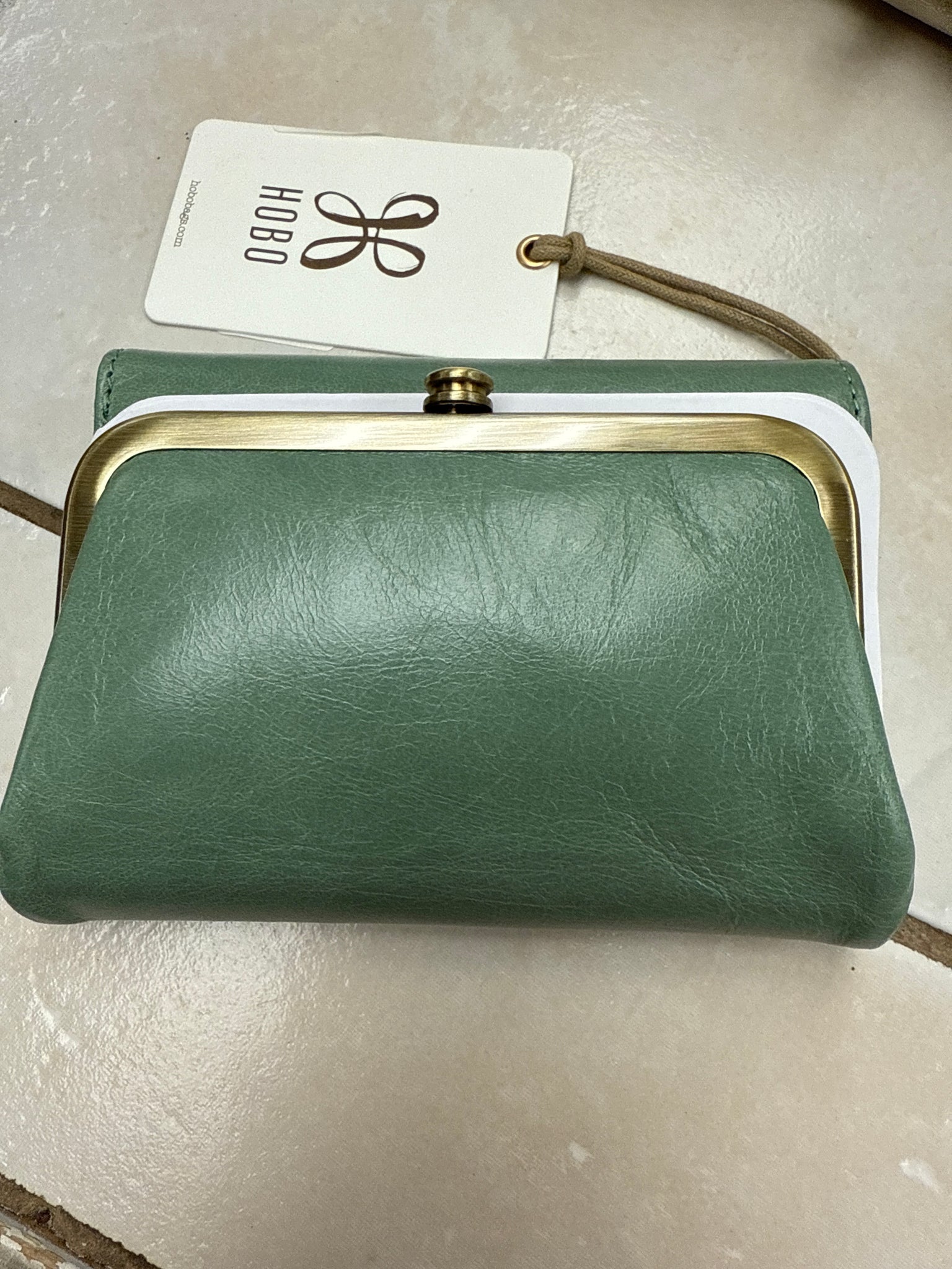 Wallet, Robin Vi-Jade