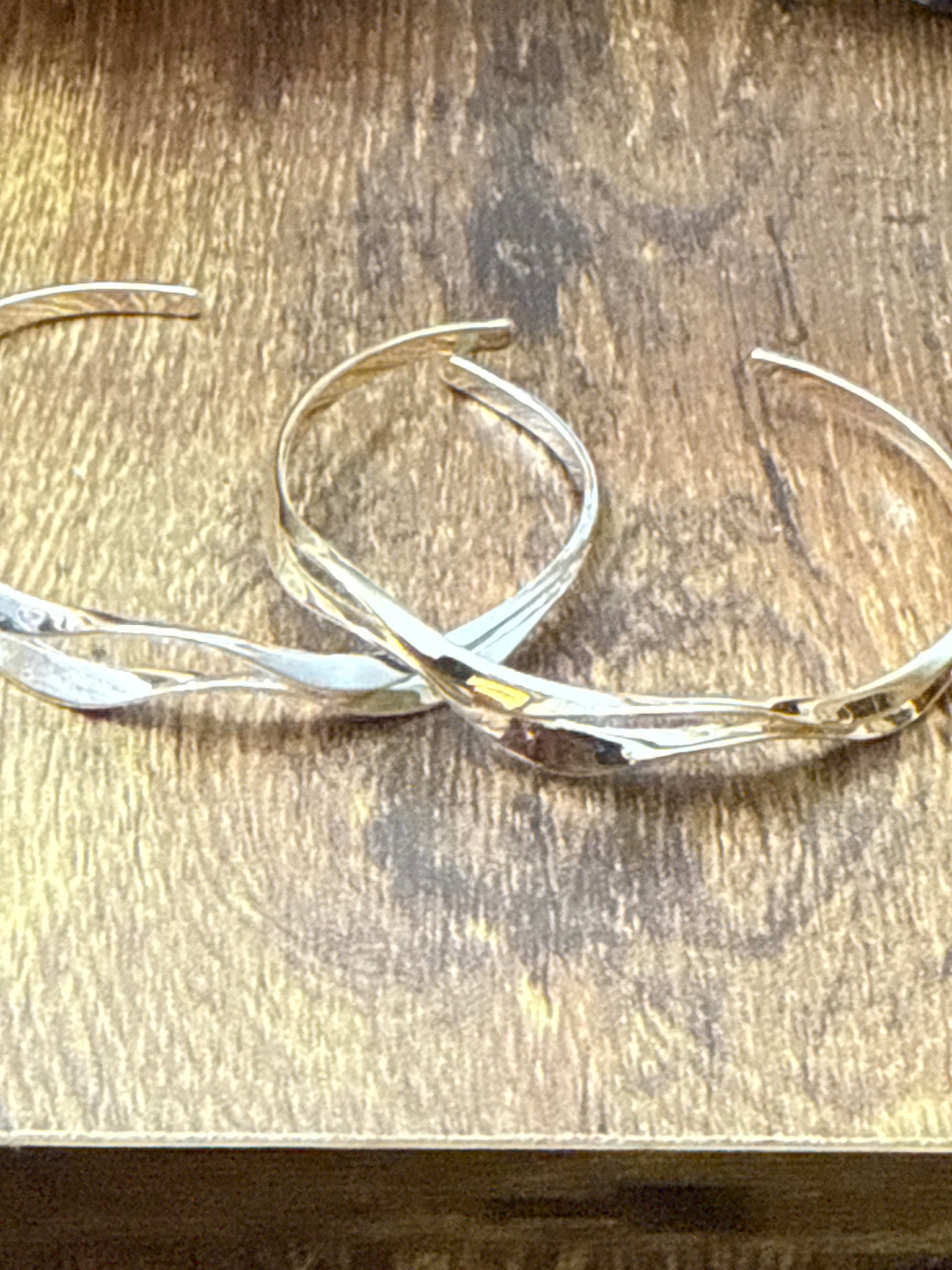 Jewelry, Rippled Cuff