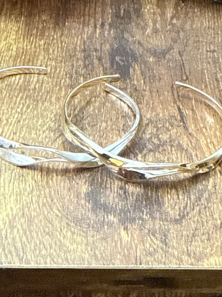 Jewelry, Rippled Cuff