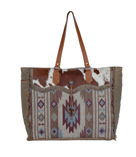 Weekender, Auburn