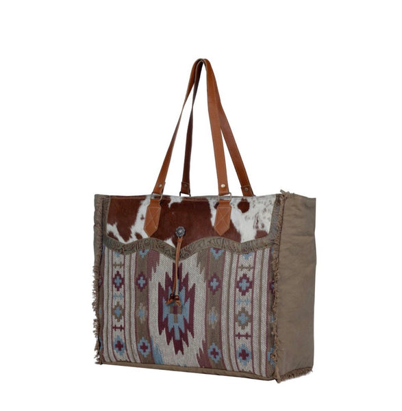 Weekender, Auburn