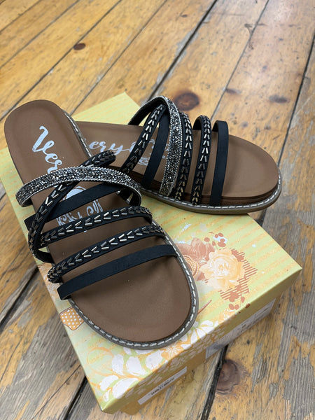 Sandal, Natalie