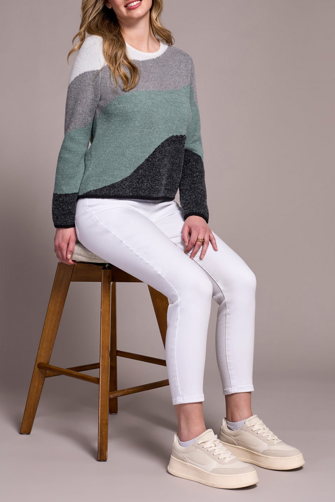 Sweater, Crew Neck SilverPine