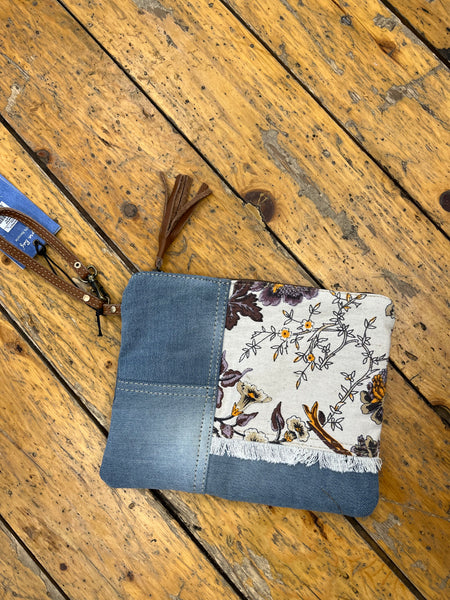 Ravish Pouch Purse